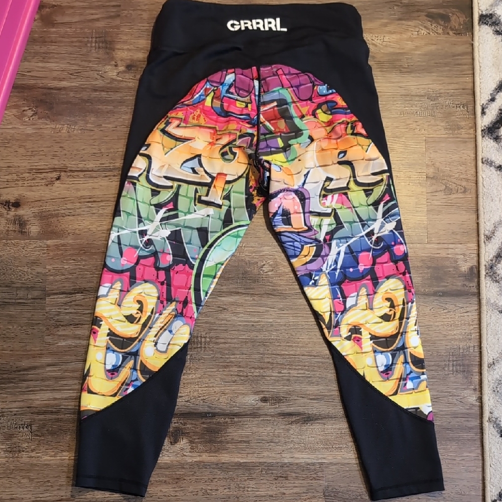 GRRRL Graffiti Print Women's Leggings - Size Medium/Large